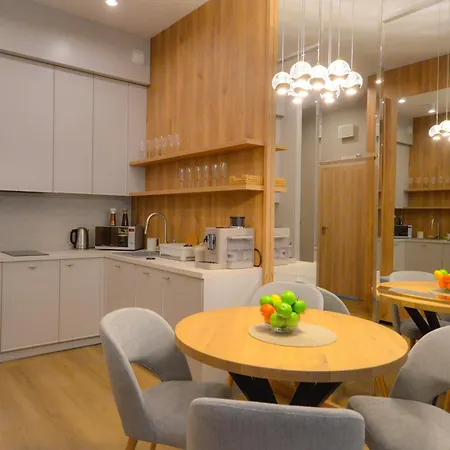 Kapitanska 1 Omega Appartement *