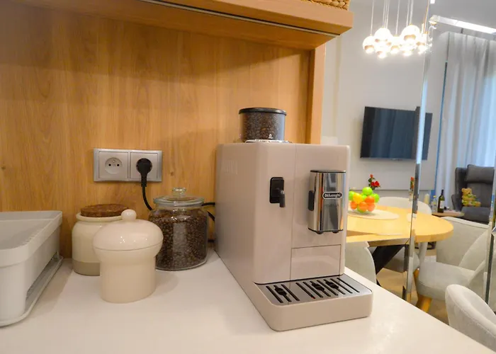 Διαμέρισμα Kapitanska 1 Omega *