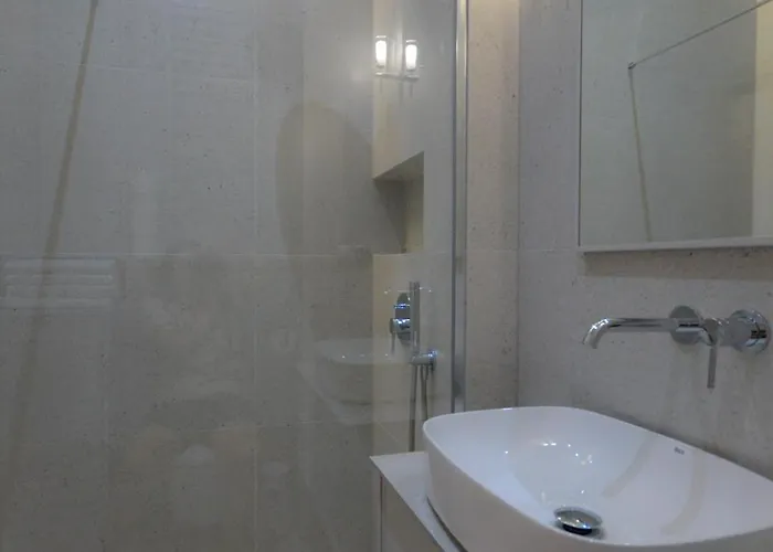 Kapitanska 1 Omega Διαμέρισμα